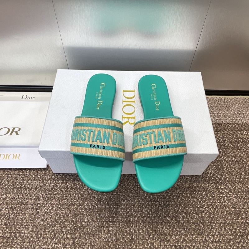 ch**an D*or slippers